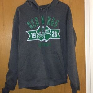 Detroit Red Wings St Patrick's Day Hoodie Med NHL